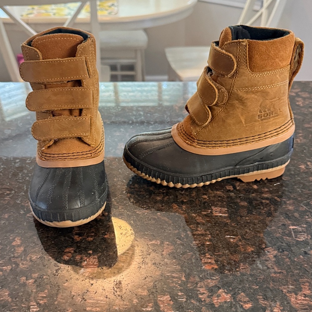 Sorel Kids' Brown and Black Boots - Size 13